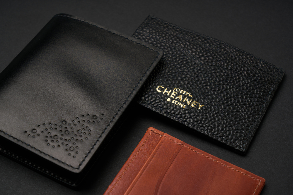 Leather card holders for travelling