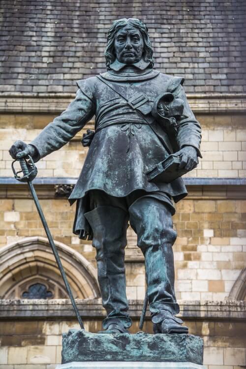 Statue of Oliver Cromwell