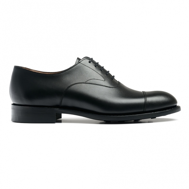 Alfred R Capped Oxford in Black Calf Leather