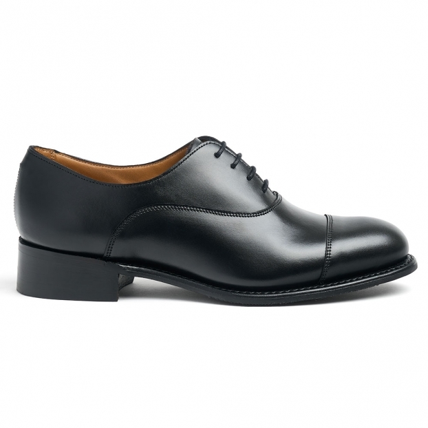 Louise II D Capped Oxford in Black Calf Leather
