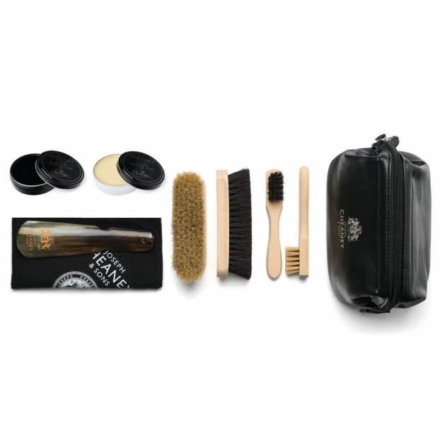Travel Pate de Luxe Shoe Care Kit (Travel safe polish)